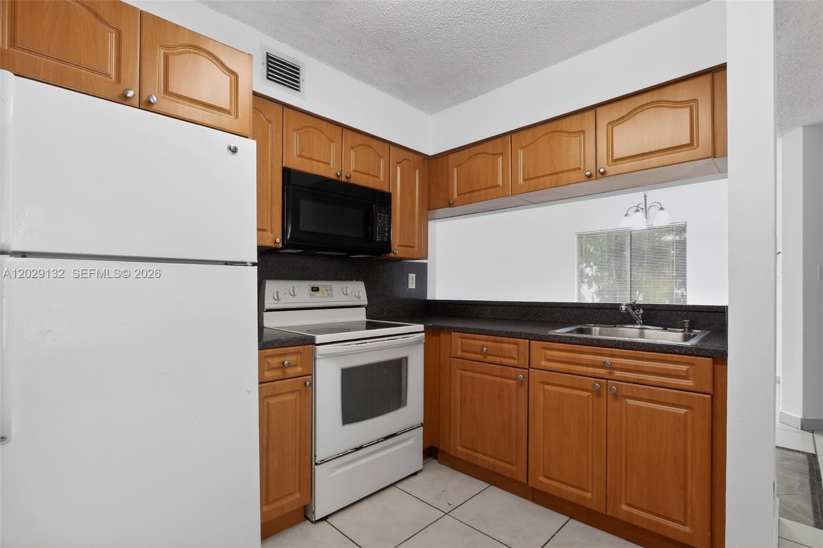 14014 SW 93rd Lane 14014 — photo 12