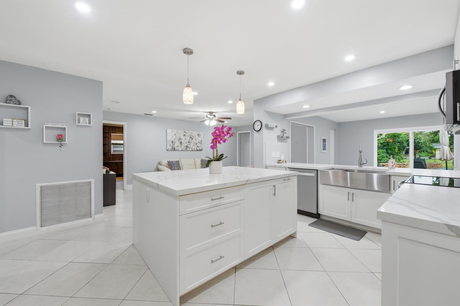 8386 Shadow Wood Boulevard, Coral Springs, FL 33071 photo 11