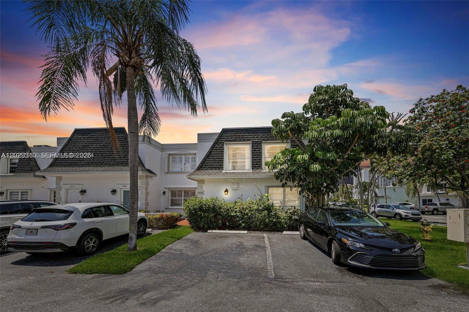 903 NE 27th Avenue 903, Hallandale Beach, FL 33009, Hallandale Beach