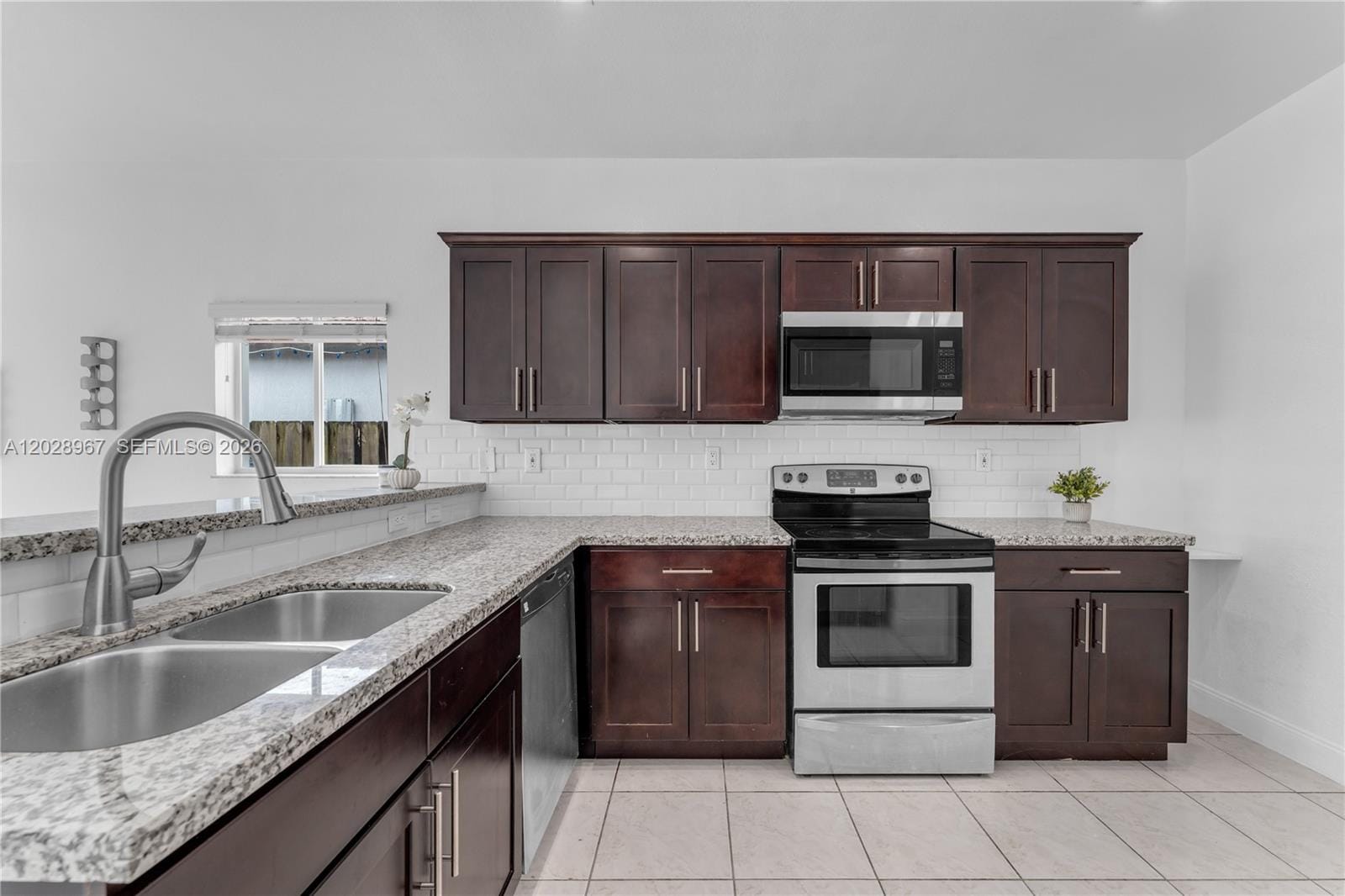28021 SW 133rd Place, Homestead, FL 33033 photo 9