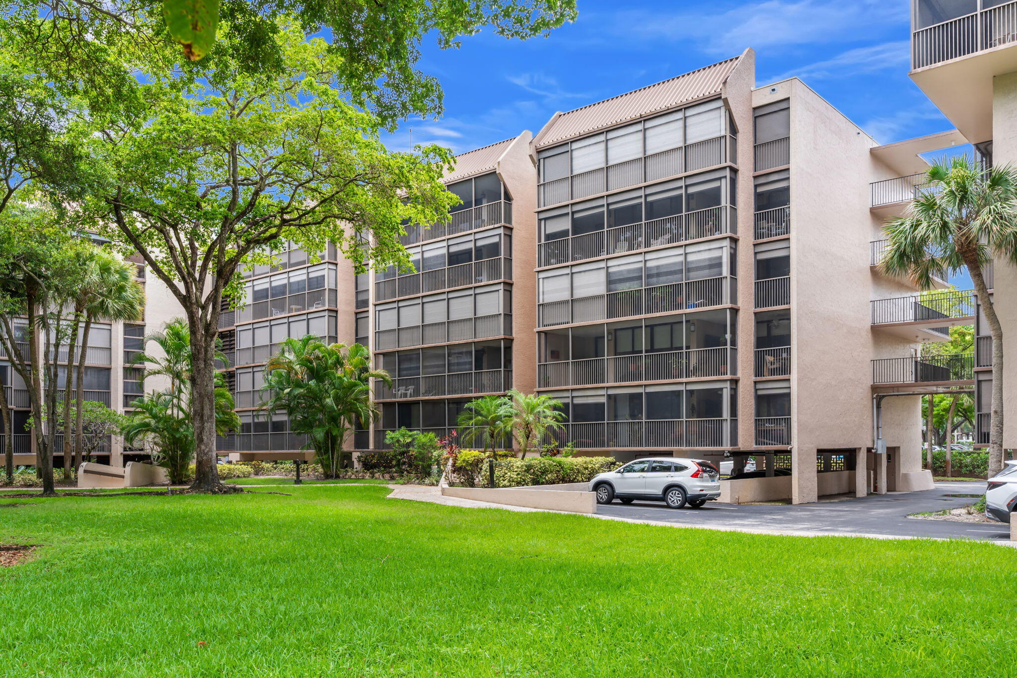 2816 N 46 Avenue J482, Hollywood, FL 33021, Hollywood