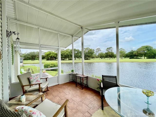 16206 SW Indianwood Circle, Indianwood Golf Country Club, Indiantown, FL