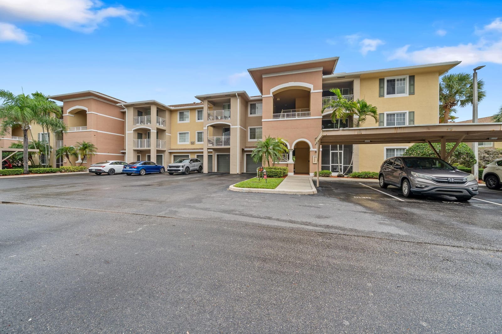 6529 Emerald Dunes Drive 106, Royal Palm Beach, FL 33411 photo 21