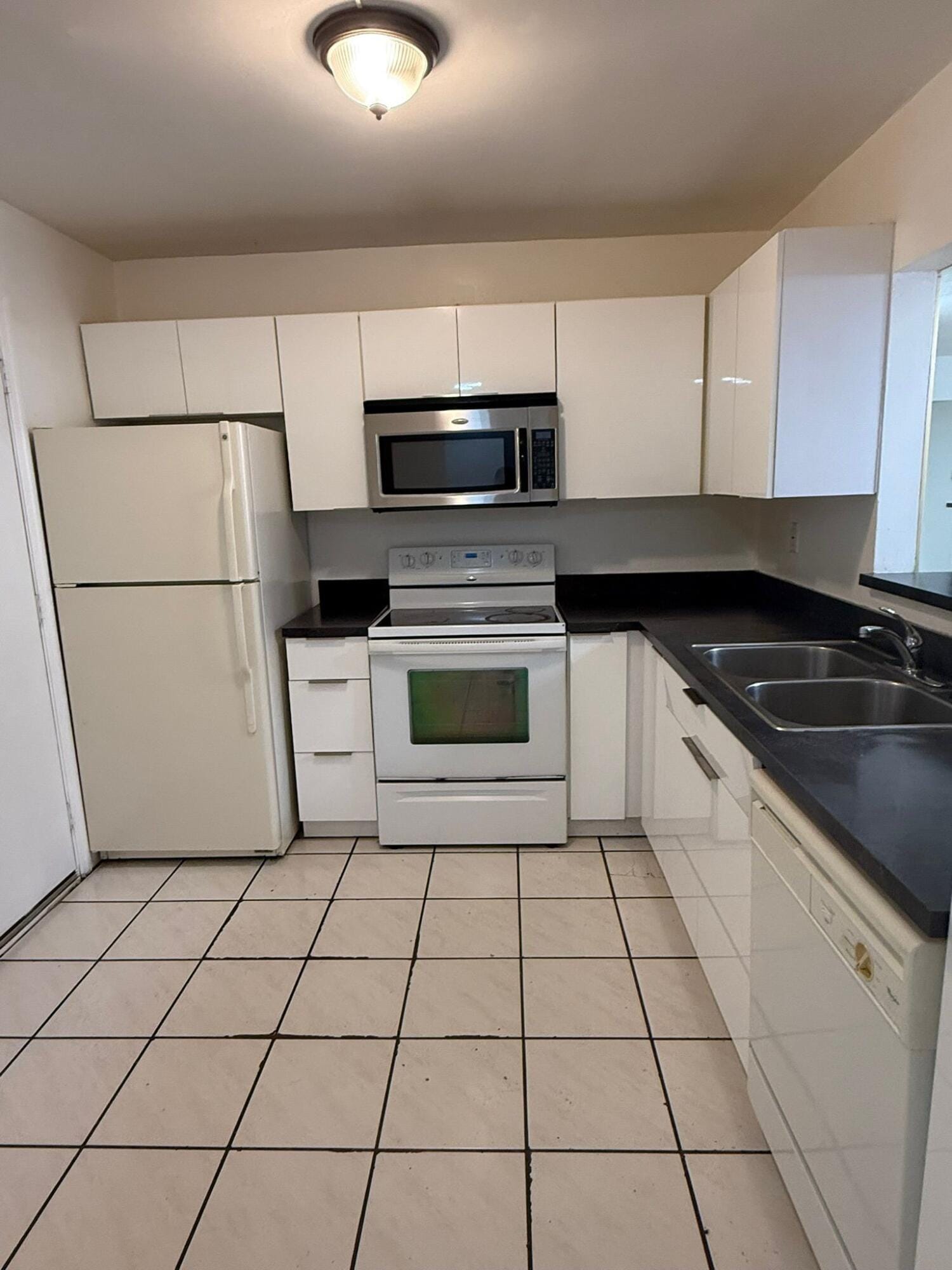 404 NW 68th Avenue 206 — photo 1