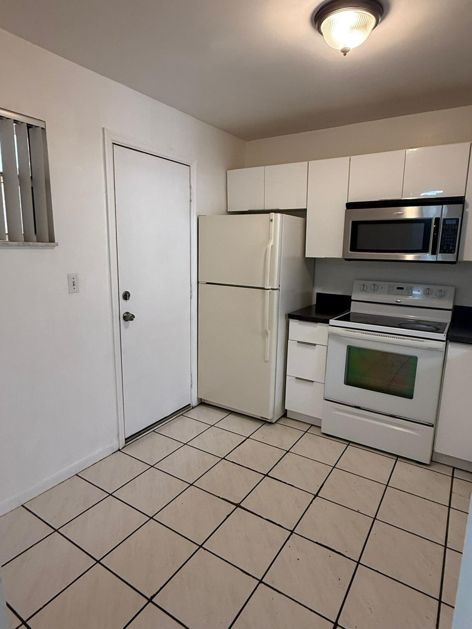 404 NW 68th Avenue 206 — photo 2