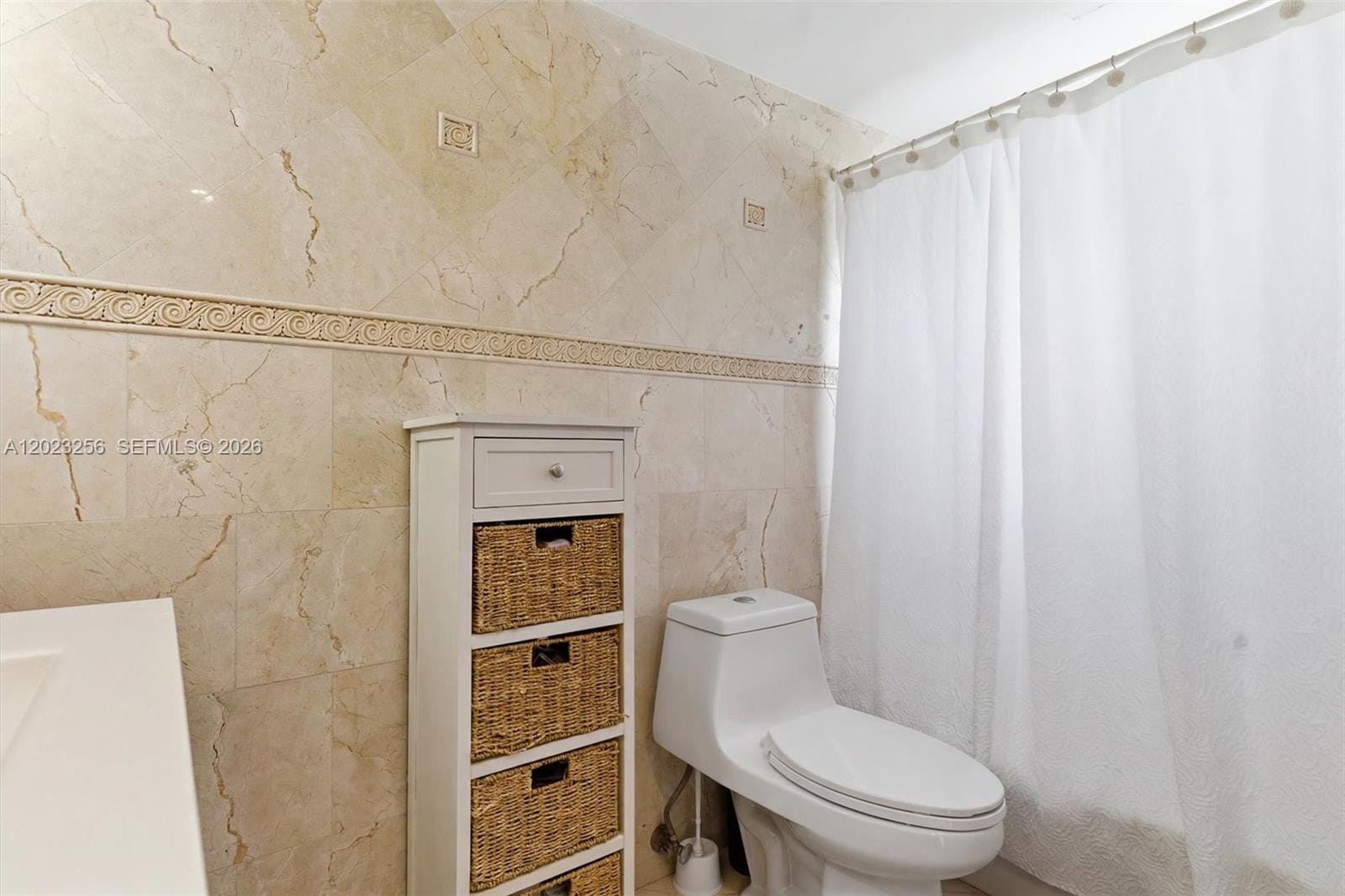 7680 SW 82nd Street H121 — photo 11