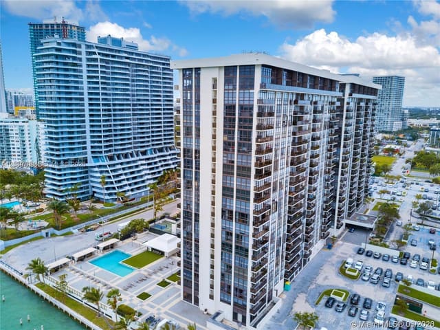 600 NE 36th Street 417, Miami, FL 33137