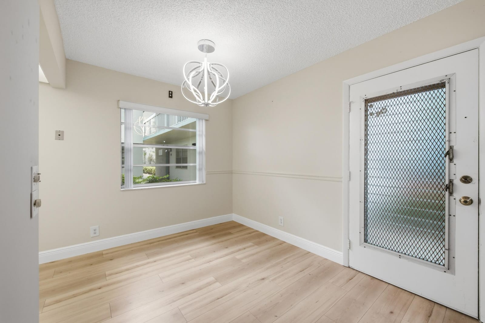 442 Normandy J, Delray Beach, FL 33484 photo 7