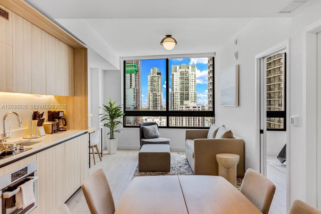 225 N Miami Avenue 3507 — photo 11