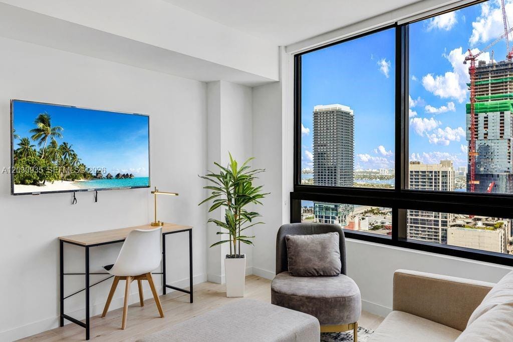 225 N Miami Avenue 3507 — photo 9