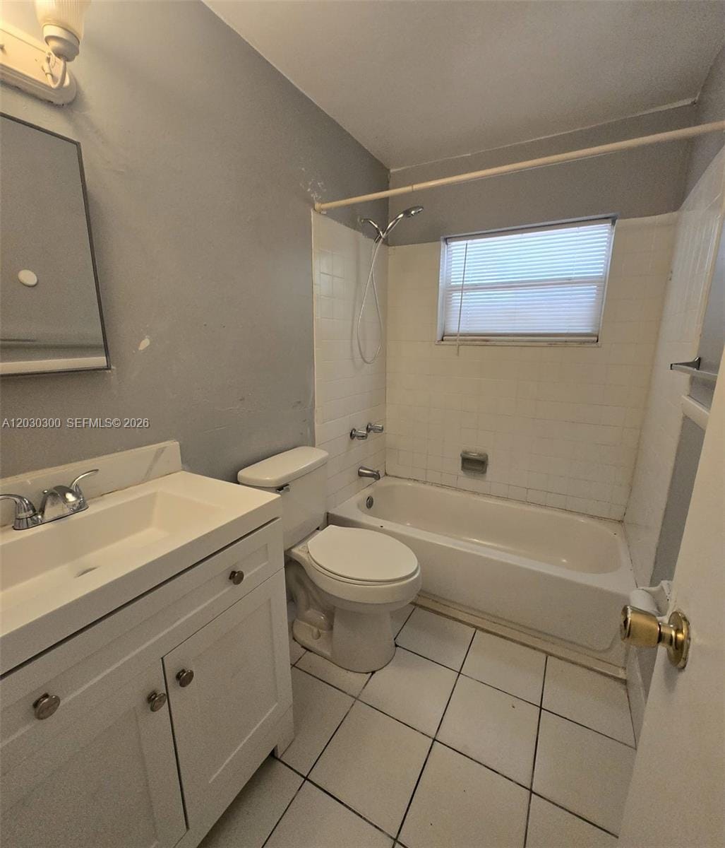 5880 NW 19th Court 5888 — photo 4