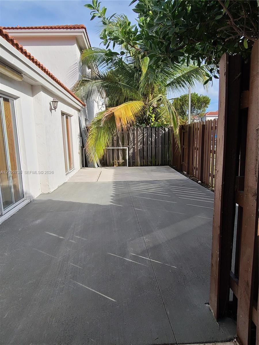 7309 NW 173rd Drive 104 — photo 5