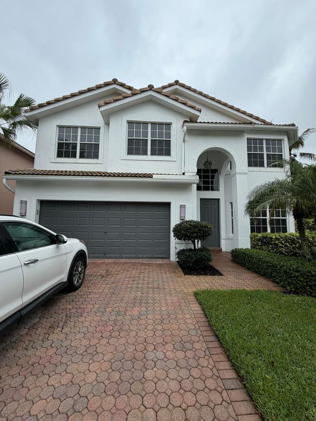 4864 S Classical Boulevard, sold in Winterplace, Delray Beach, FL