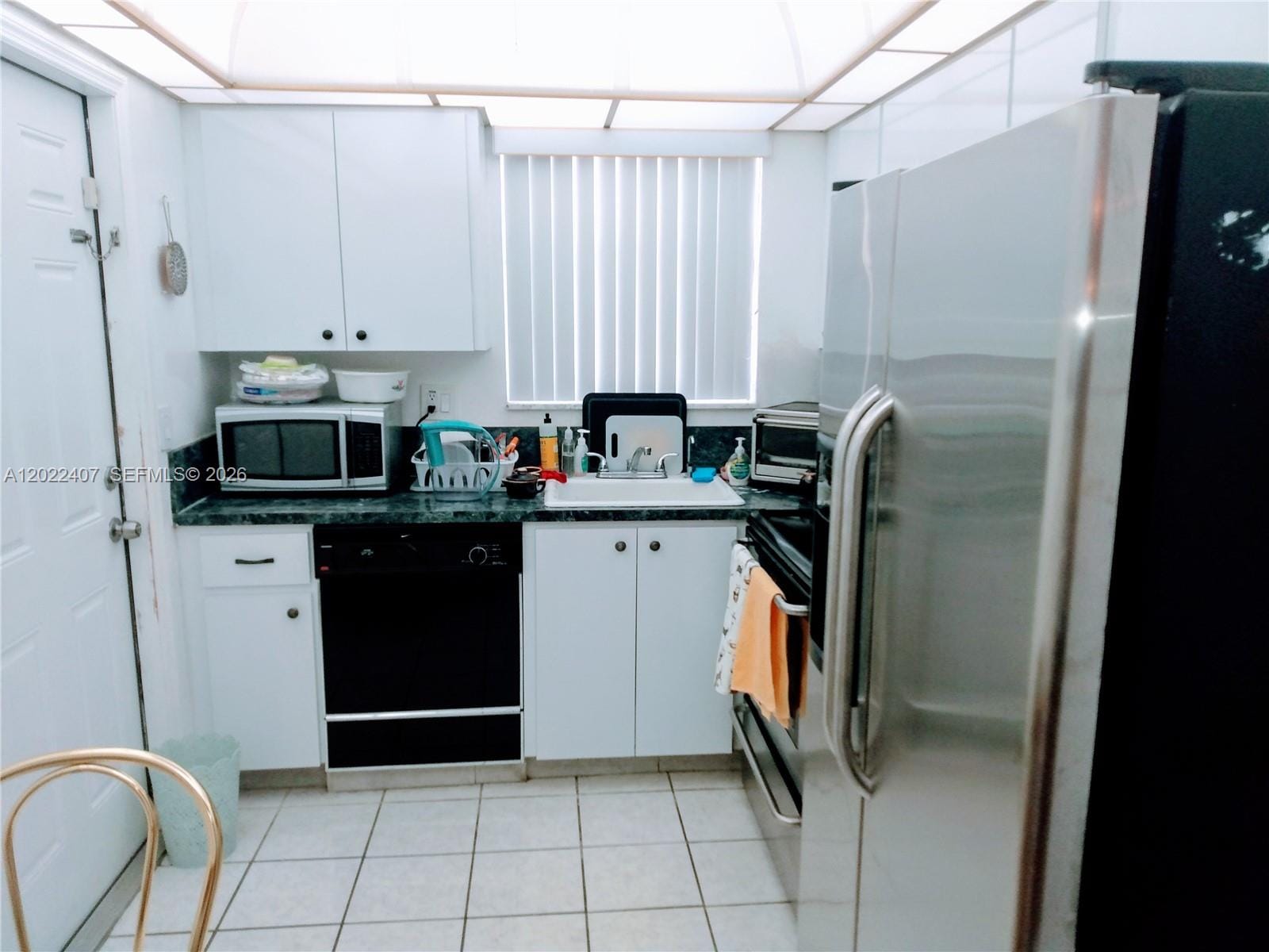 581 Blue Heron Drive 315-B, Hallandale Beach, FL 33009 photo 7