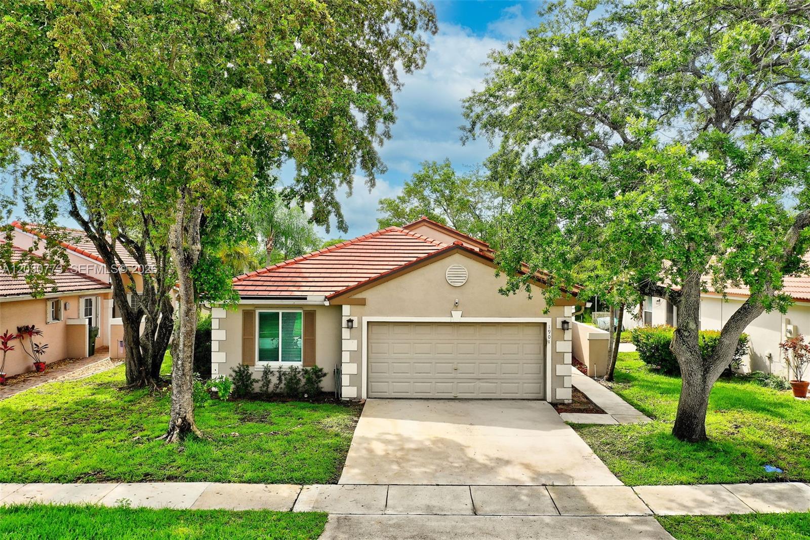 1901 NW 180th Way, Pembroke Pines, FL 33029, Pembroke Pines