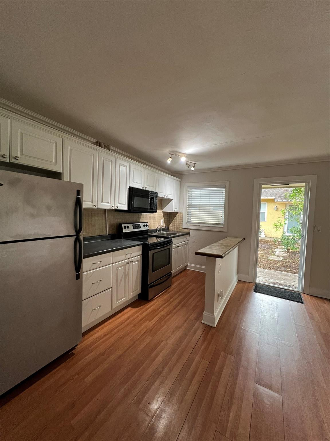 1333 NE 5th Terrace 9, Fort Lauderdale, FL 33304, Fort Lauderdale