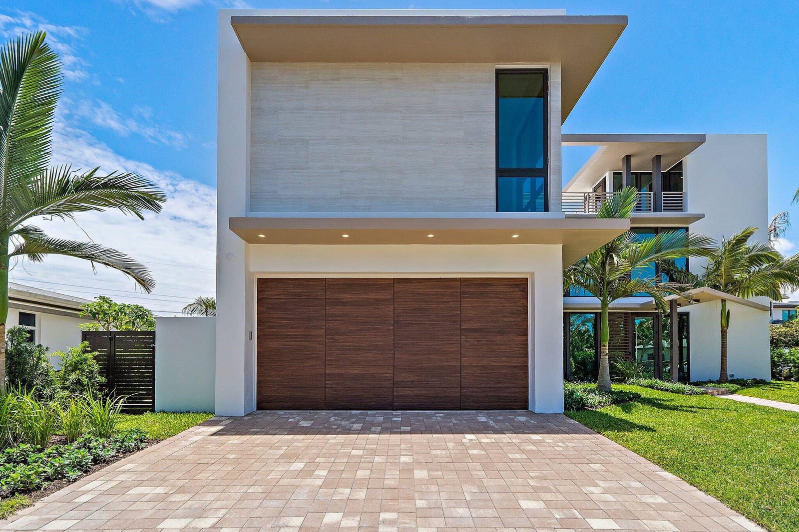 390 Jupiter Lane — photo 6