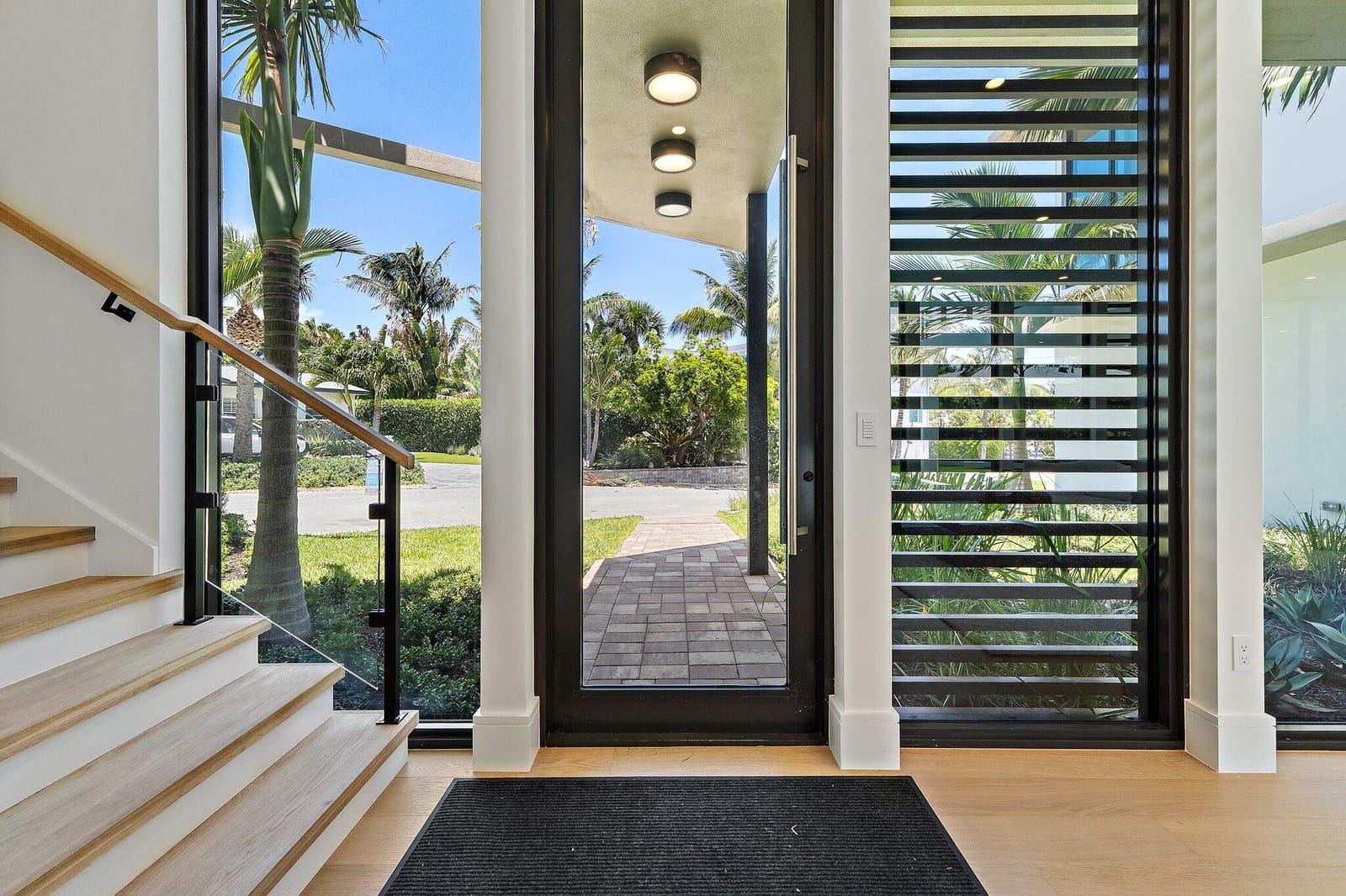 390 Jupiter Lane — photo 9