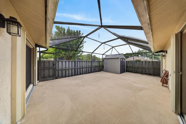 1567 Pheasant Walk B, Fort Pierce, FL 34950