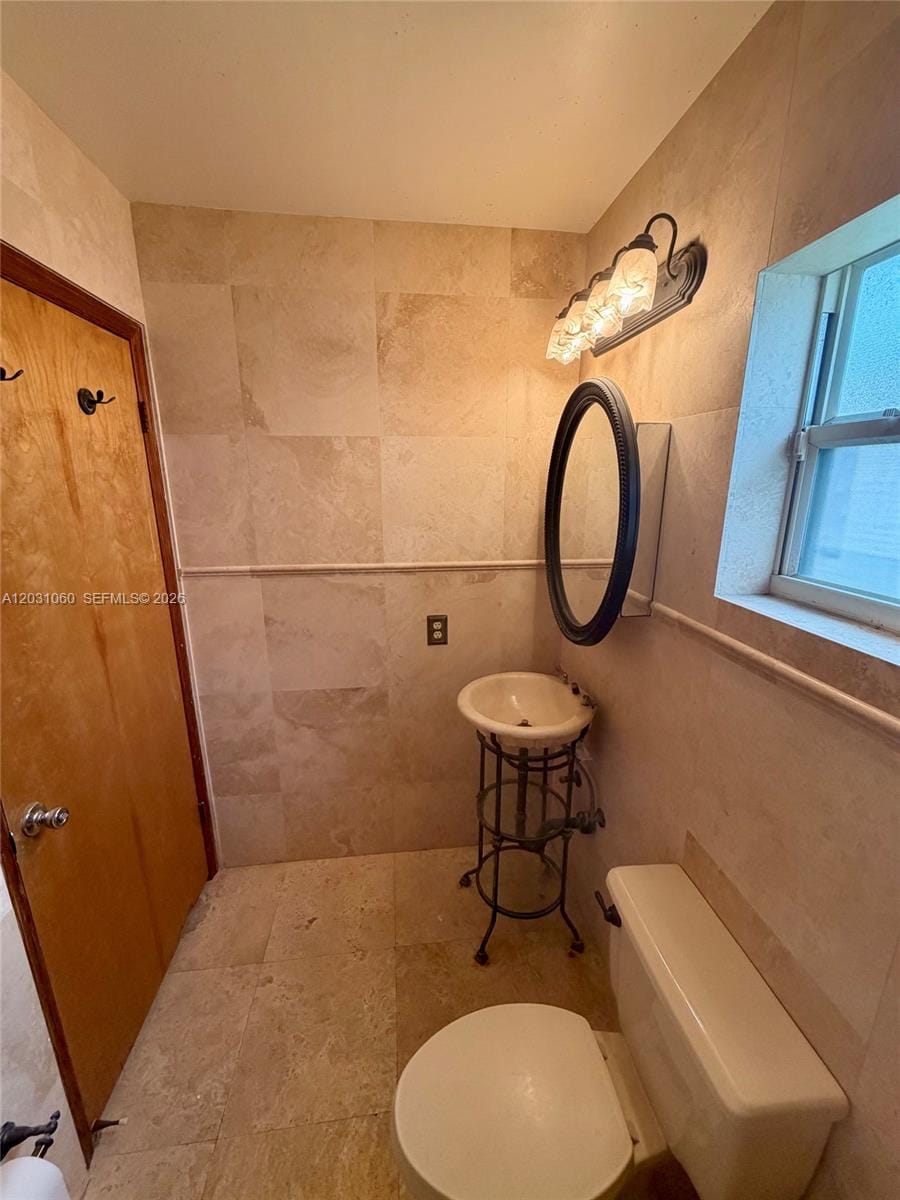 18145 NW 61st Avenue, Hialeah, FL 33015 photo 19