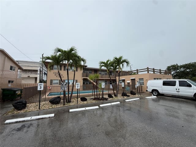 2917 Middle River Drive 2, Fort Lauderdale, FL 33306