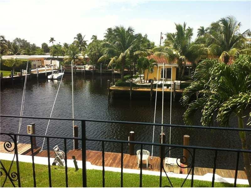 301 E Mcnab Road E 106, Pompano Beach, FL 33060 photo 3