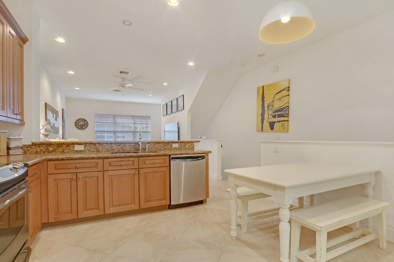 4711 Artesa Way E — photo 7