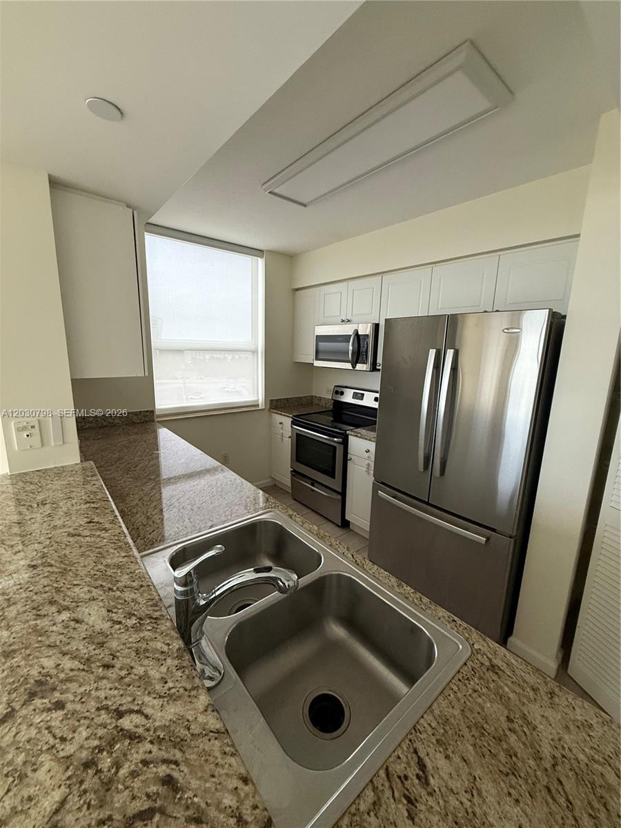 19501 W Country Club Drive 809, Aventura, FL 33180, Aventura