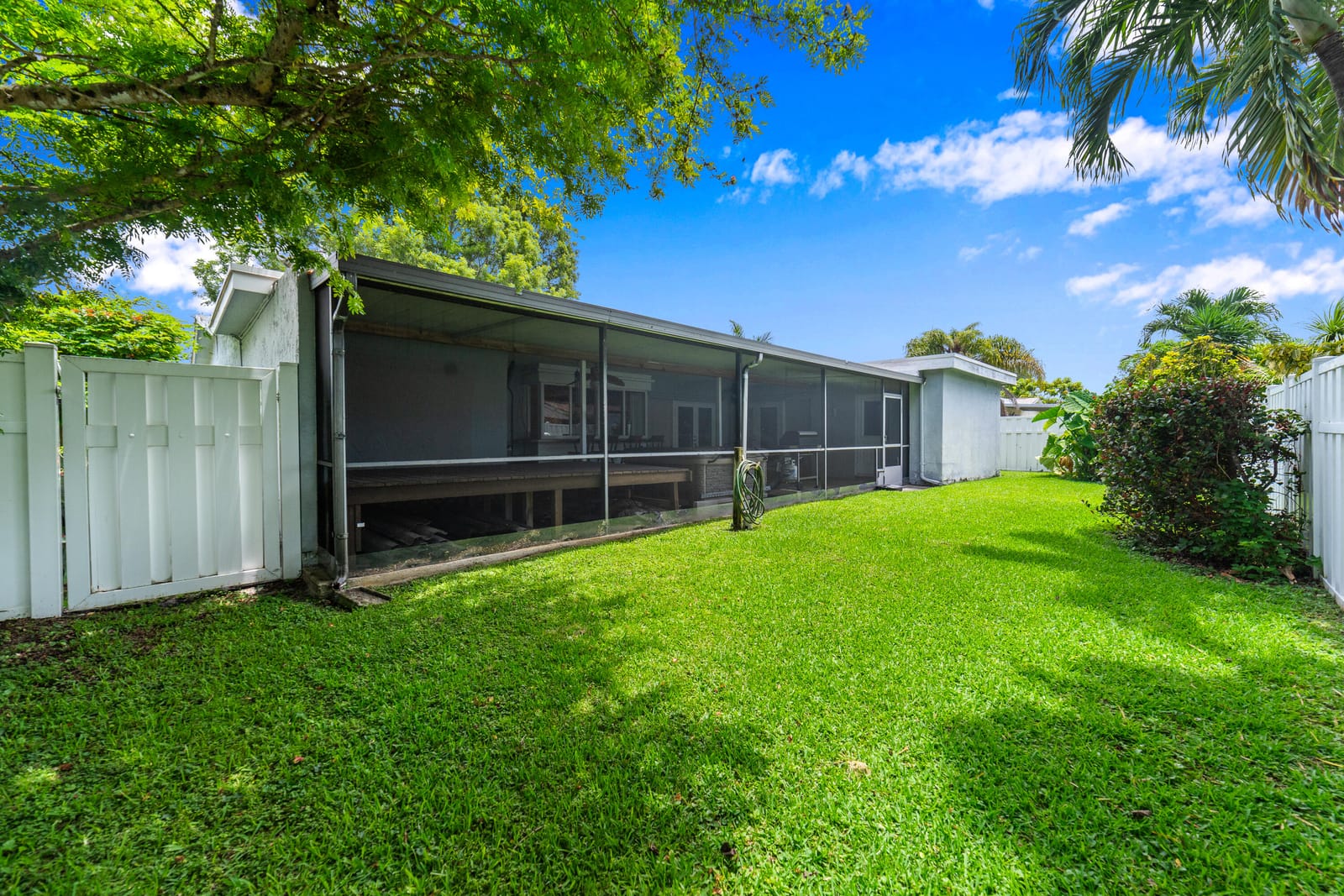 10578 NW 3 Street, Plantation, FL 33324 photo 28
