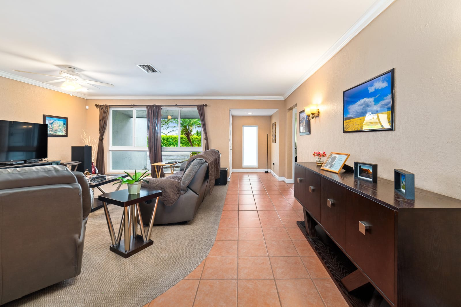 10578 NW 3 Street, Plantation, FL 33324 photo 4