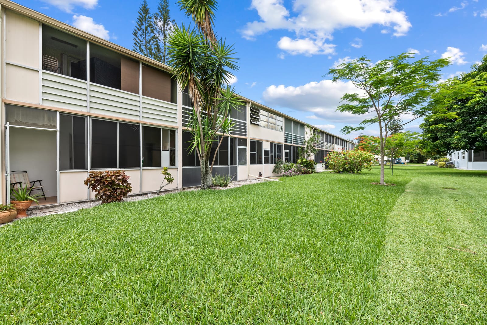 170 Canterbury H, West Palm Beach, FL 33417 photo 20