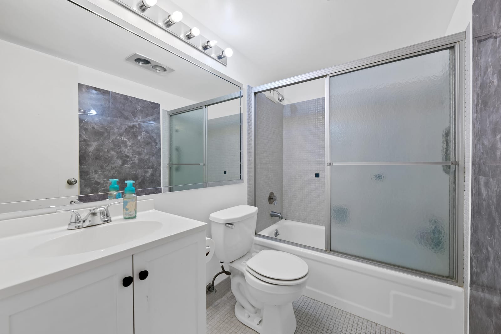 170 Canterbury H, West Palm Beach, FL 33417 photo 8