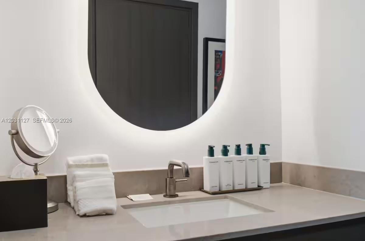20 NE 11th Street 3106B, Miami, FL 33132 photo 6