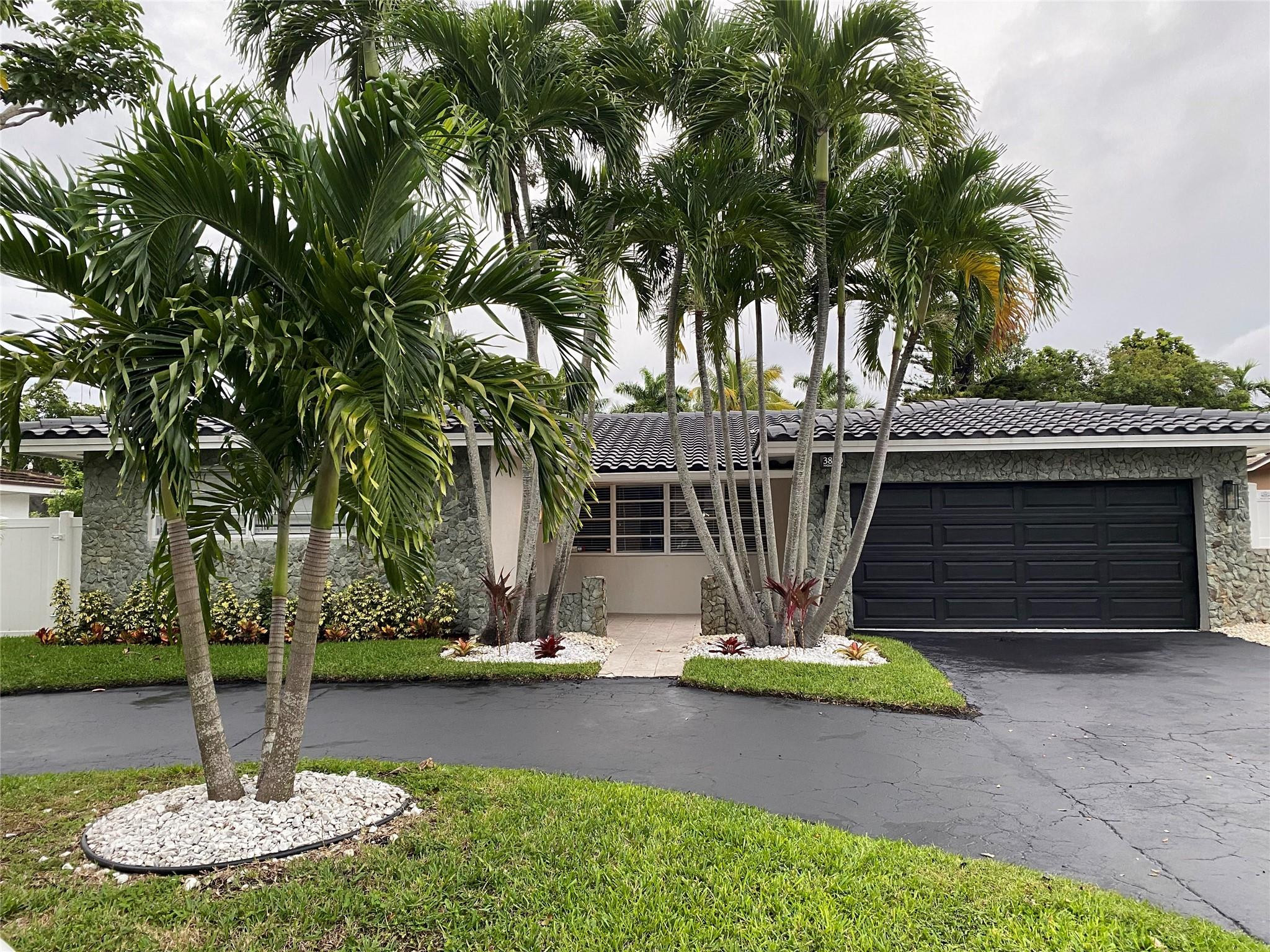 3840 N 42nd Terrace, Hollywood, FL 33021, Hollywood