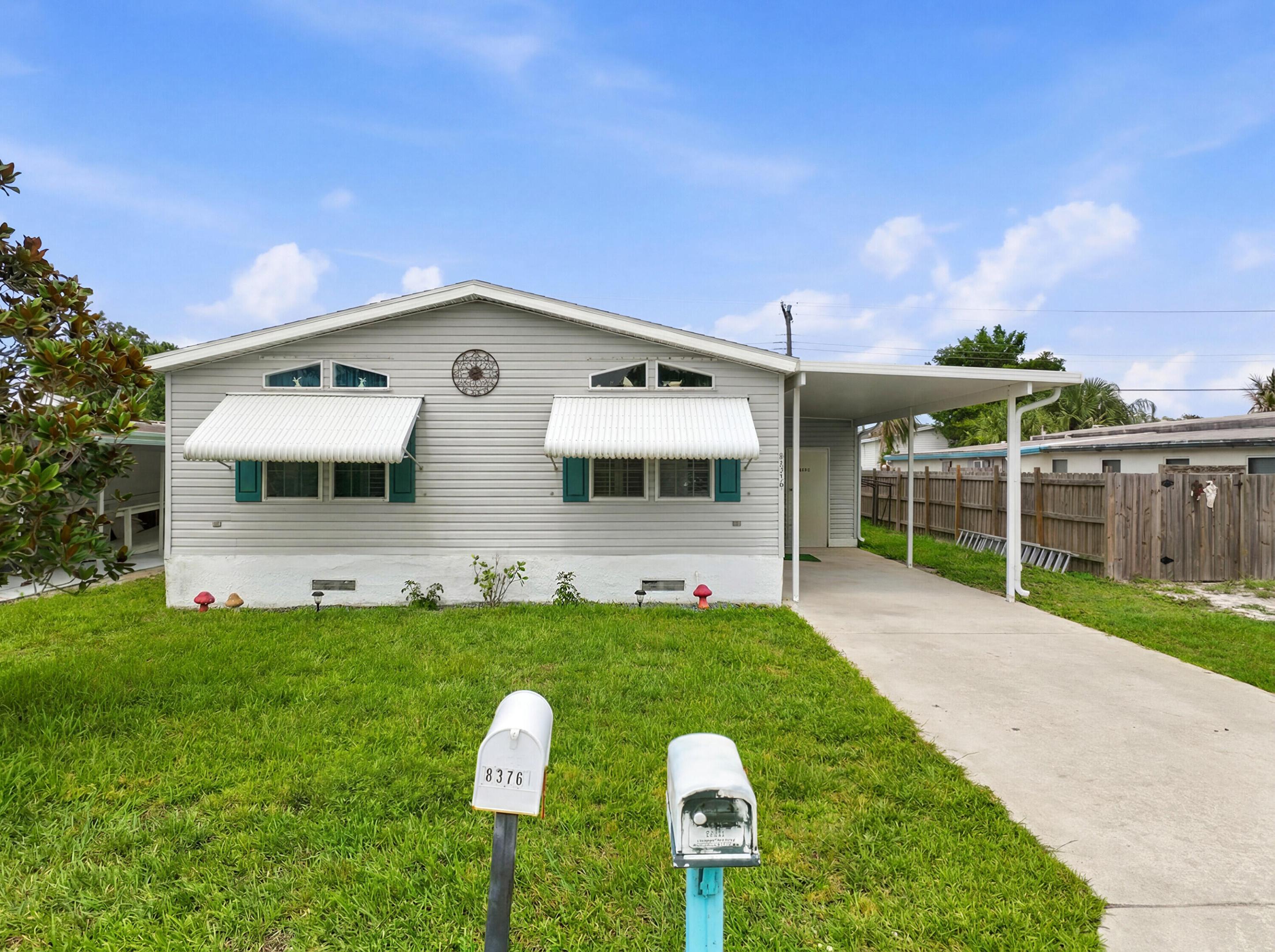 8355 SE Wren Avenue, Hobe Sound, FL 33455, Hobe Sound