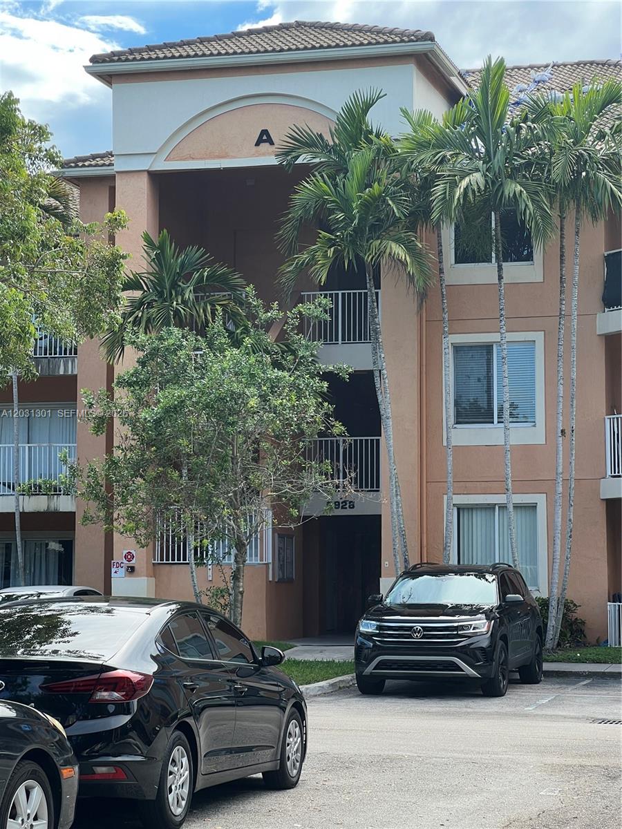 6928 SW 39th Street A303, Davie, FL 33314, Davie