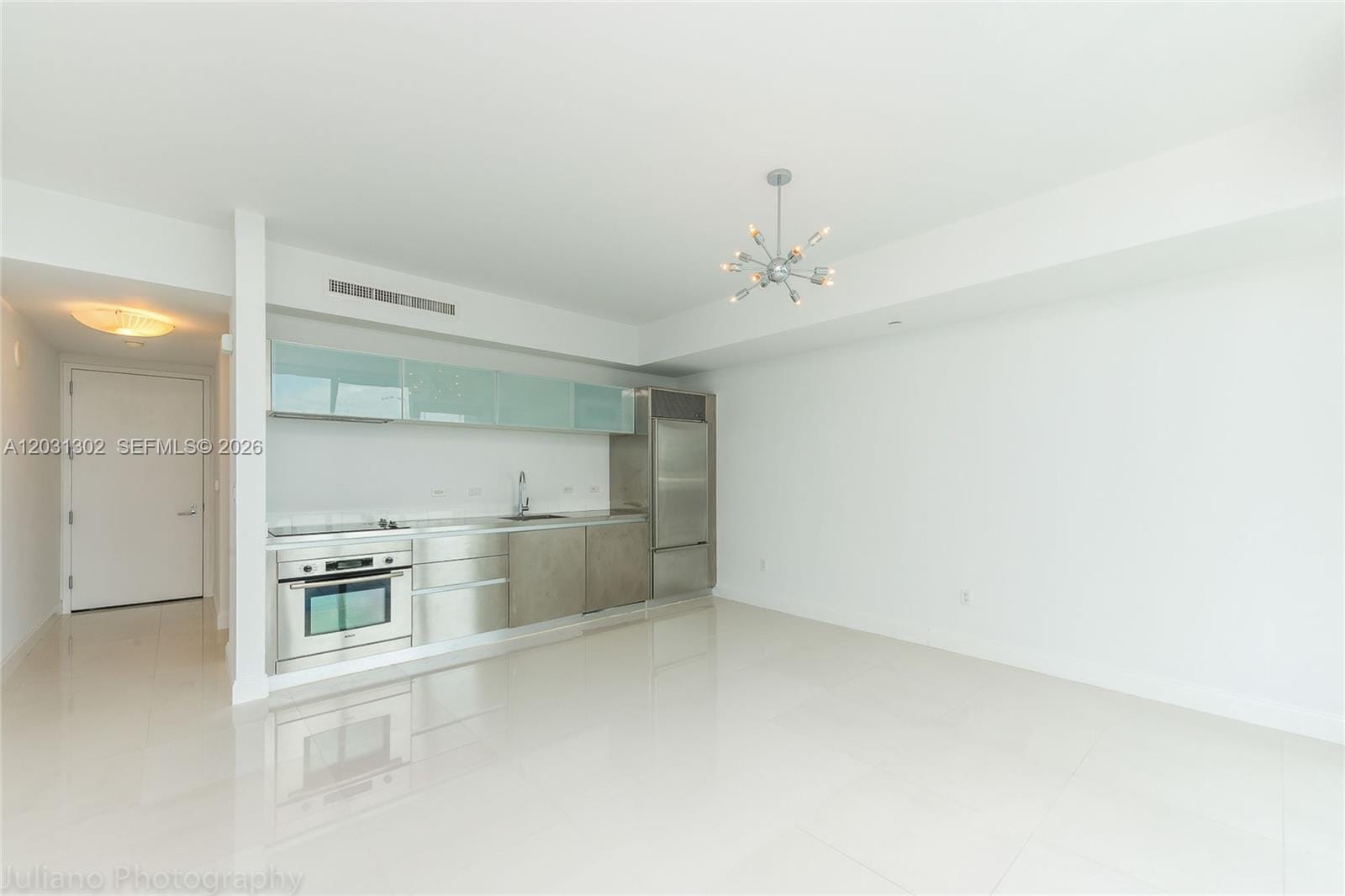 1040 Biscayne Boulevard 1205 — photo 5