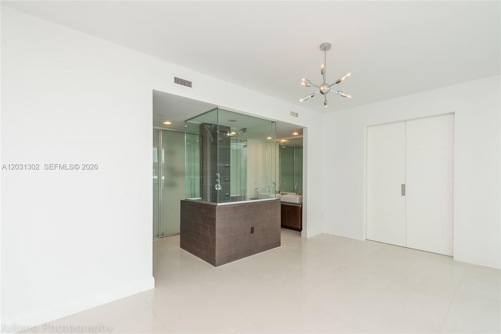 1040 Biscayne Boulevard 1205 — photo 10