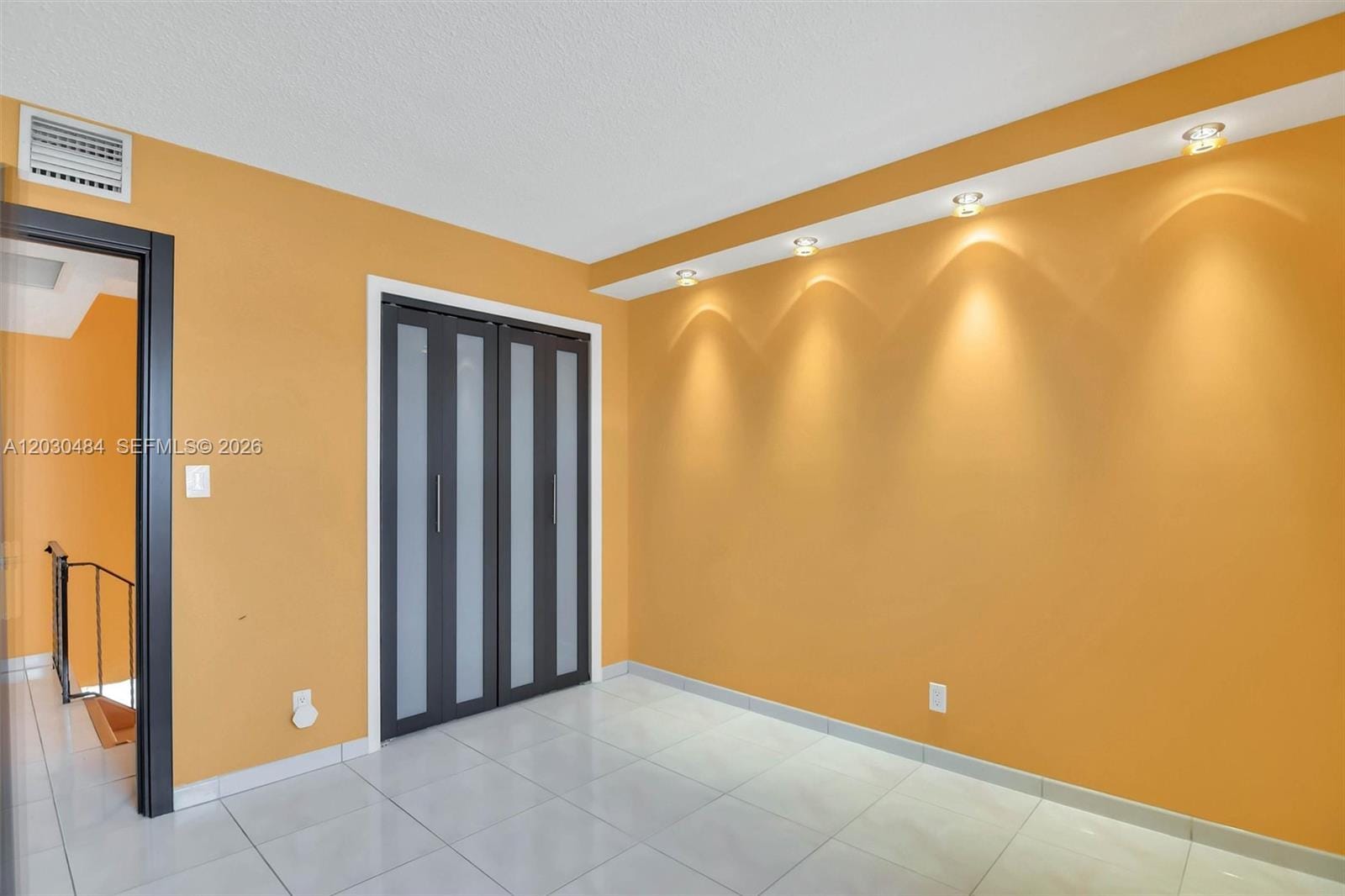 812 NE 26th Avenue, Hallandale Beach, FL 33009 photo 18