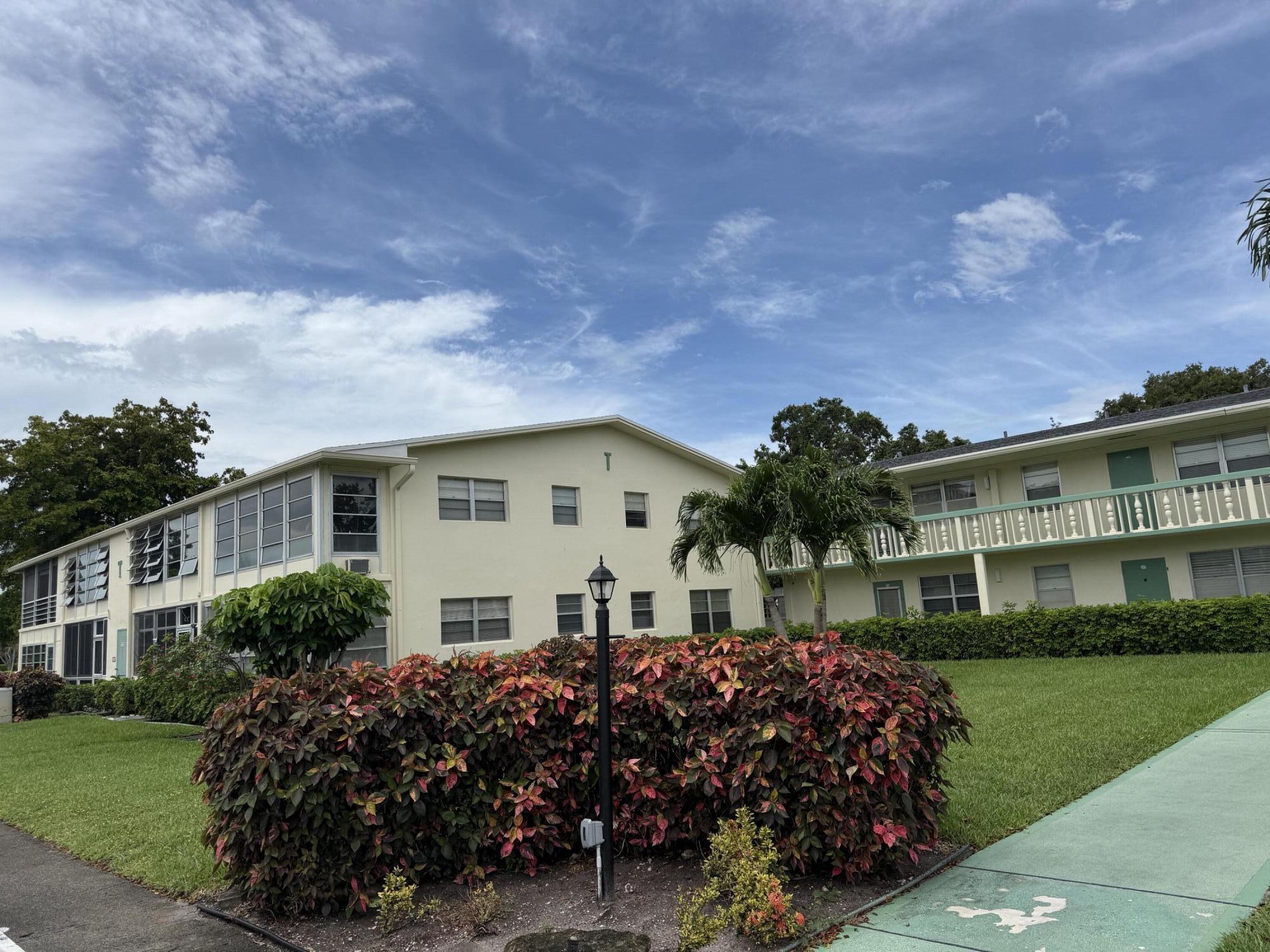 362 Oakridge T, Deerfield Beach, FL 33442, Deerfield Beach