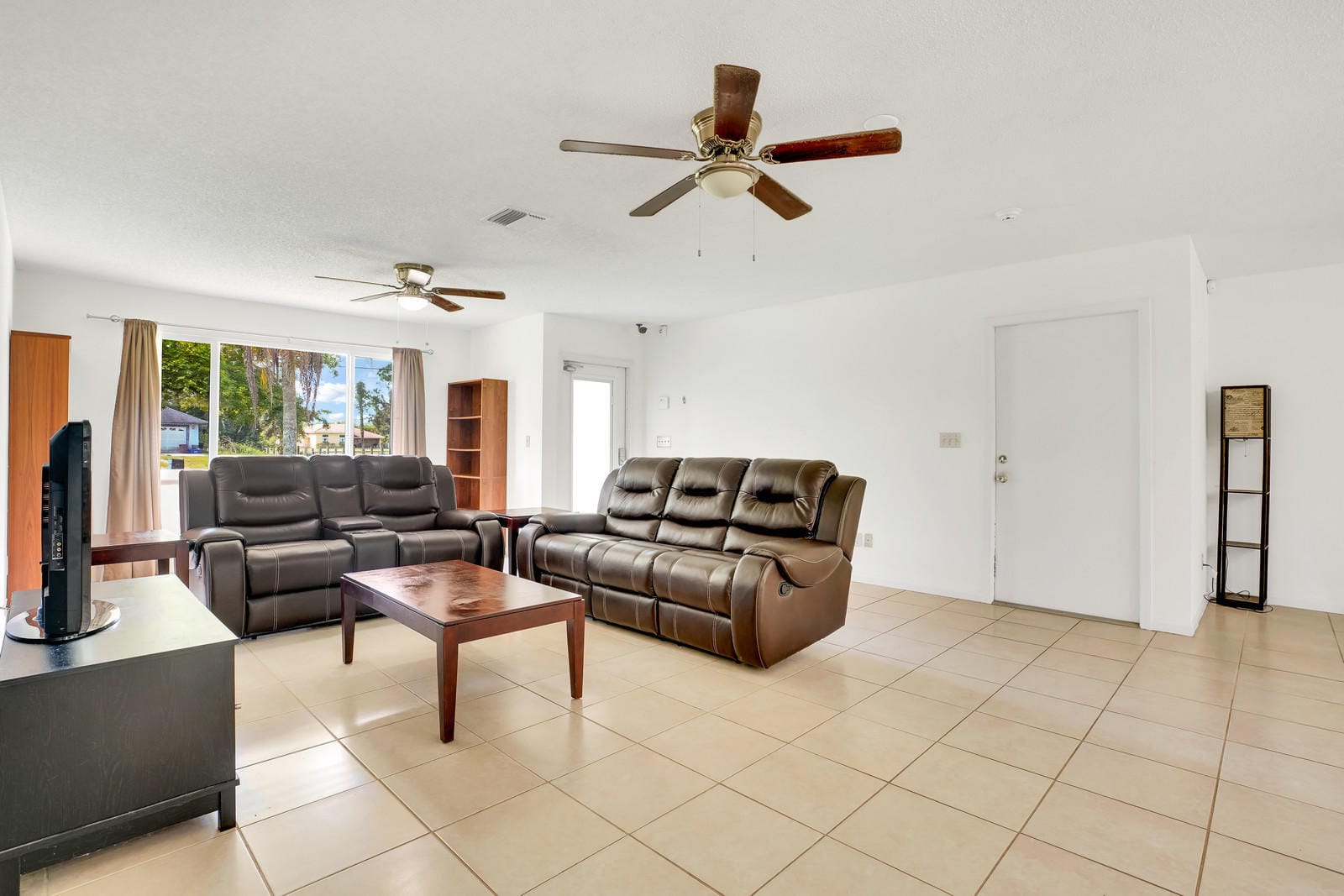 16245 E Burns Drive, Loxahatchee, FL 33470 photo 13