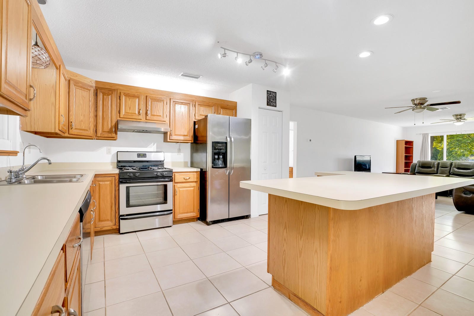 16245 E Burns Drive — photo 8