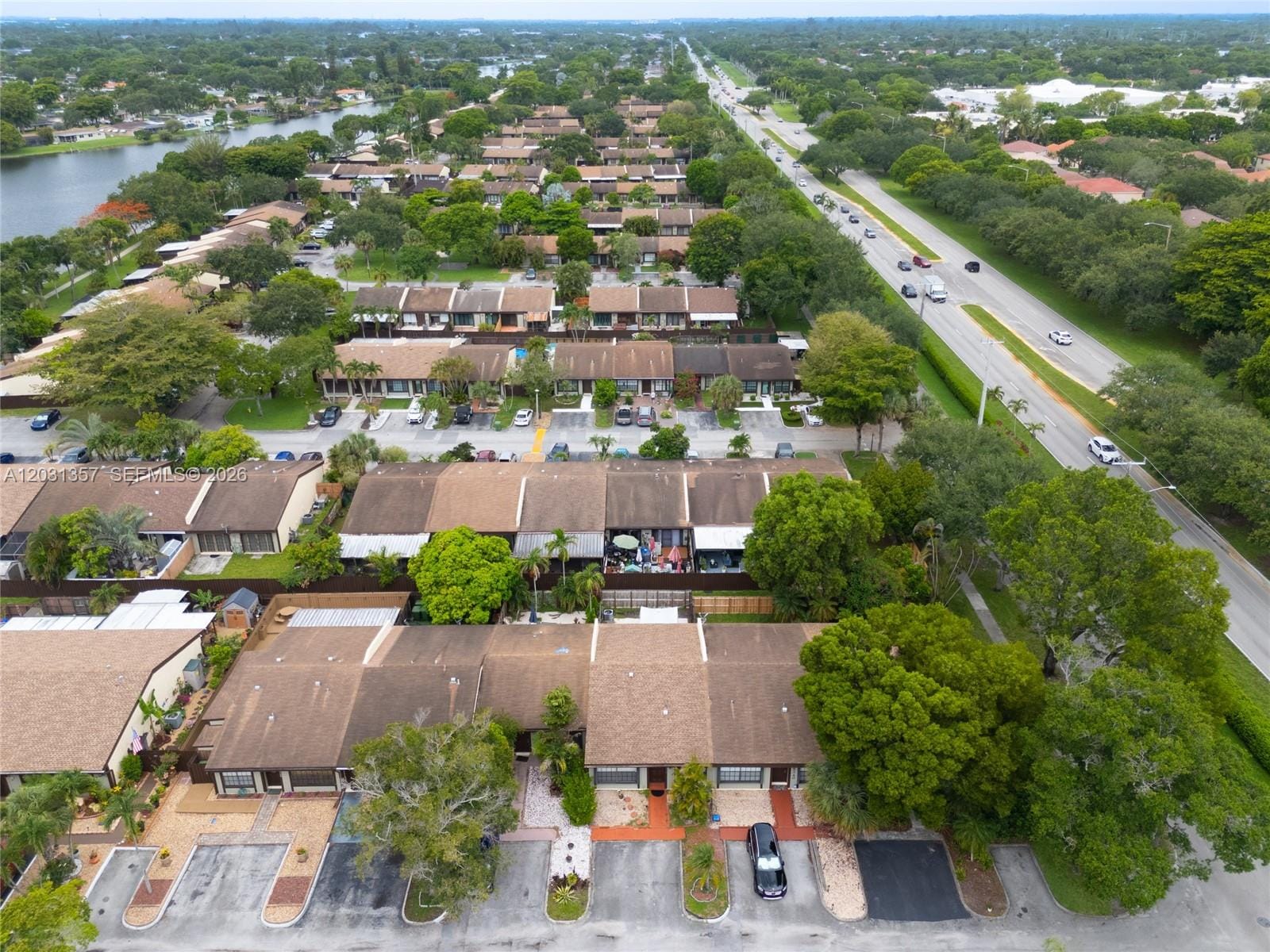 2330 Plum Court, Pembroke Pines, FL 33026 photo 25