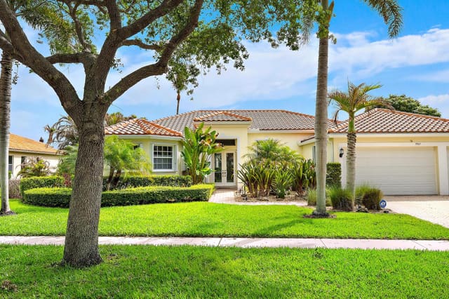 9907 SE Osprey Pointe Drive, Hobe Sound, FL 33455
