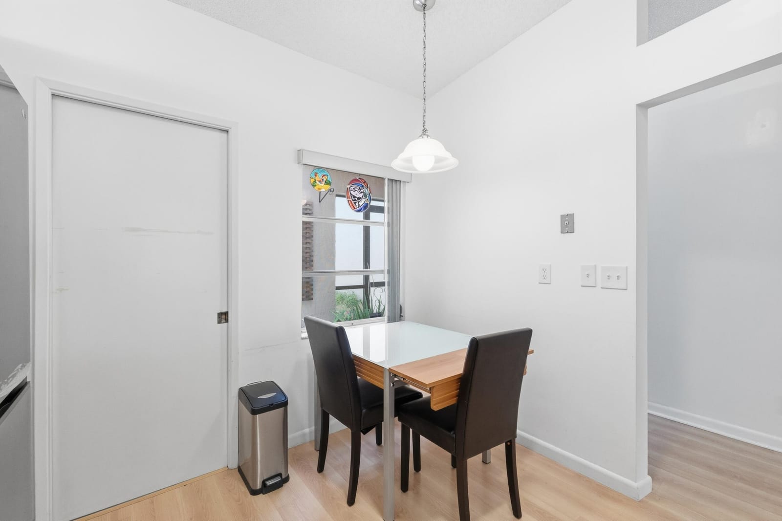 8128 Summerbreeze Lane — photo 3