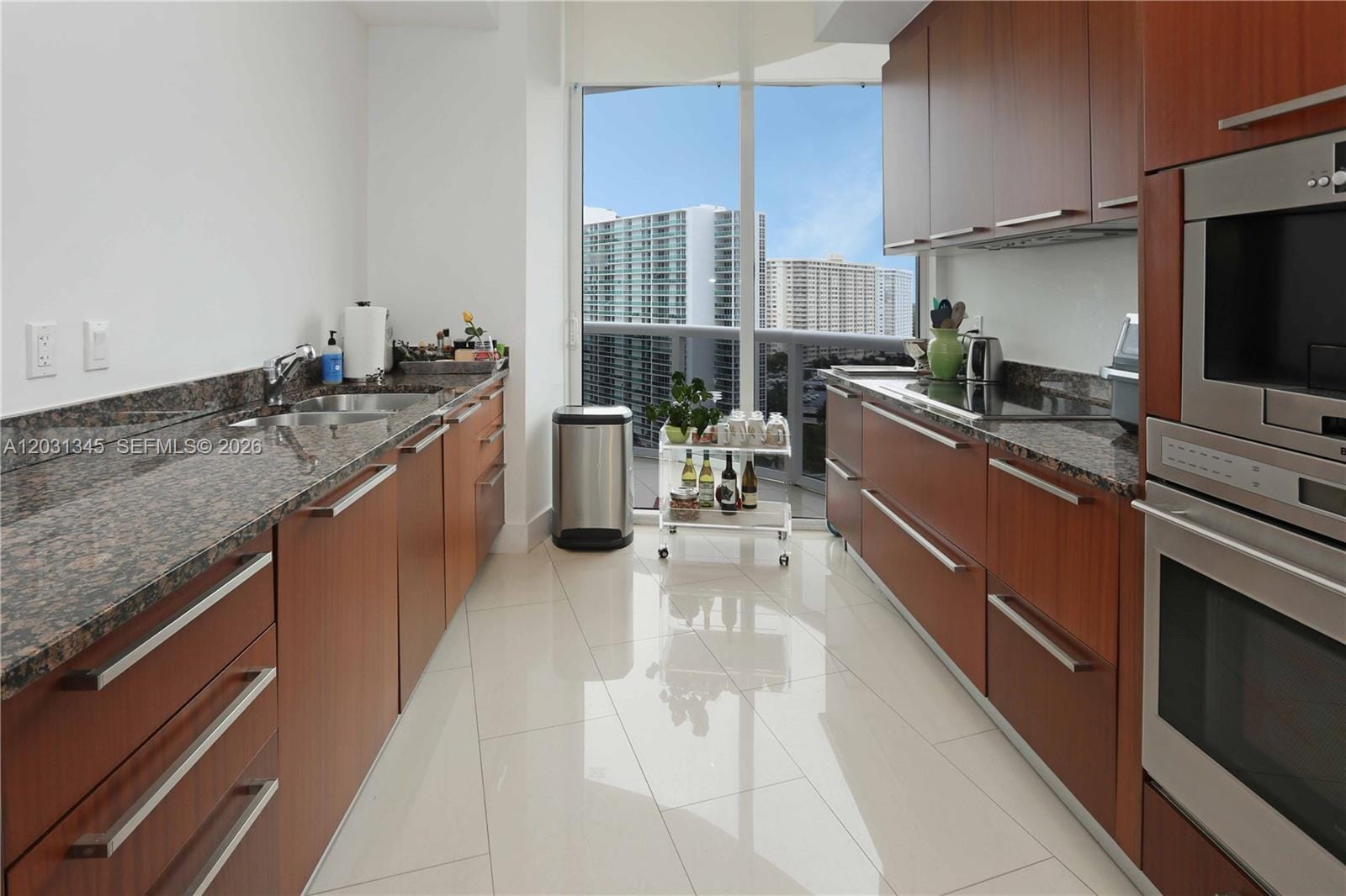 15811 Collins Avenue 1105, Sunny Isles Beach, FL 33160 photo 15
