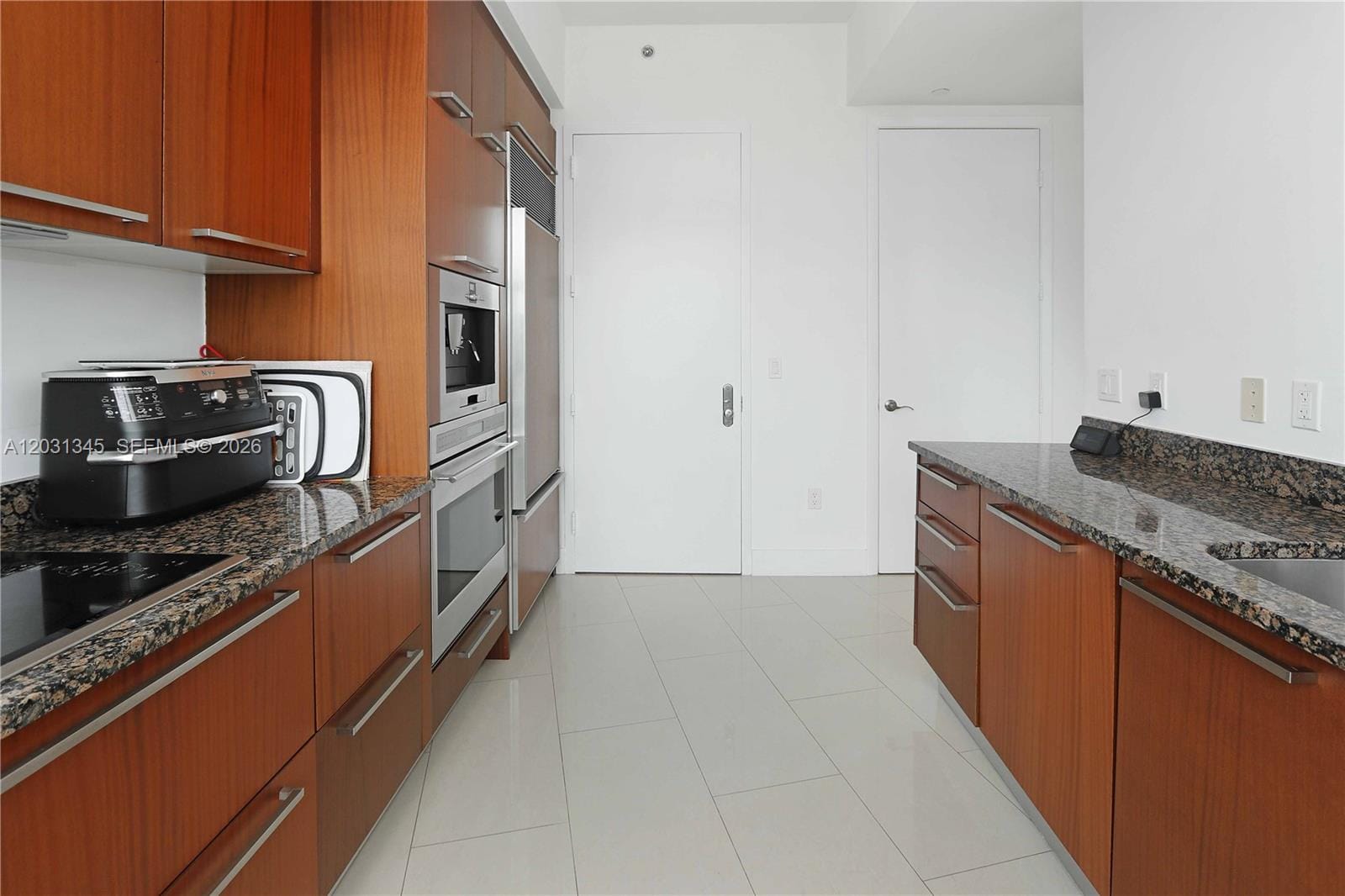 15811 Collins Avenue 1105, Sunny Isles Beach, FL 33160 photo 18