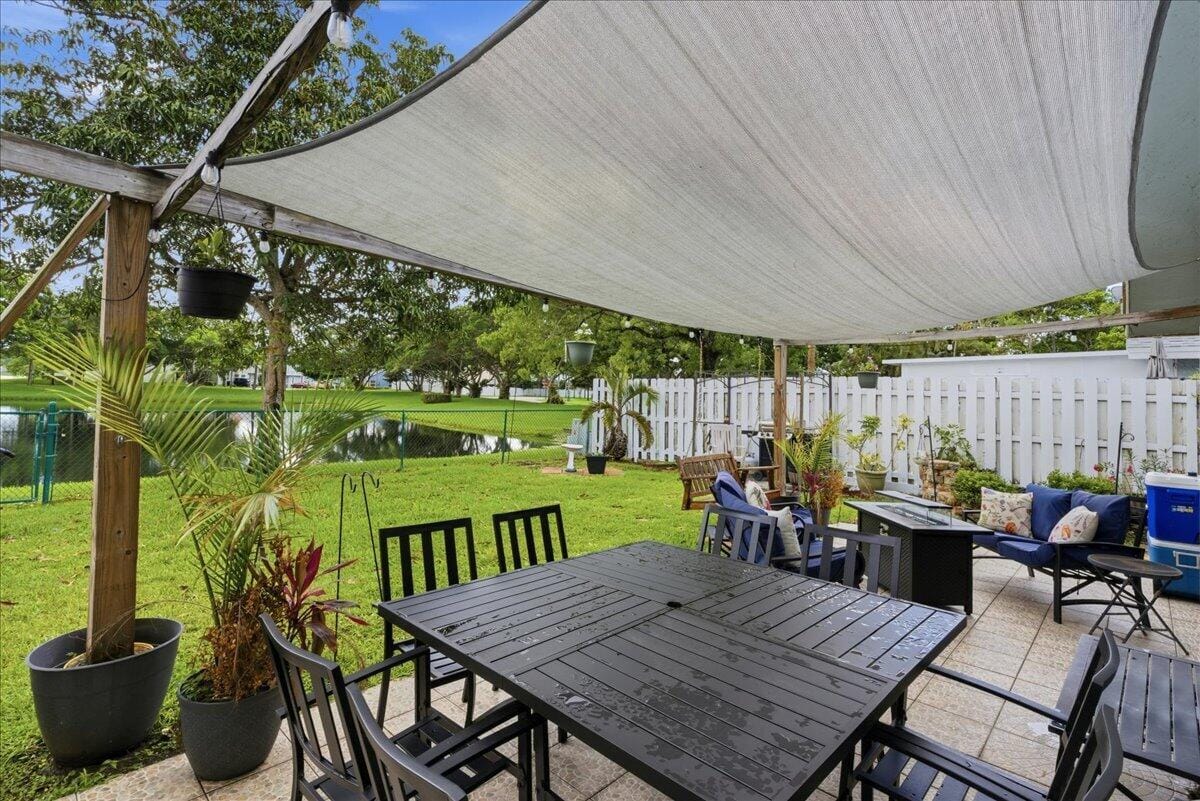 970 SW 111th Way — photo 5