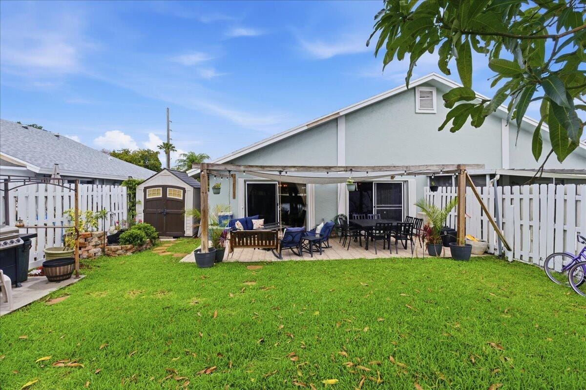 970 SW 111th Way — photo 7