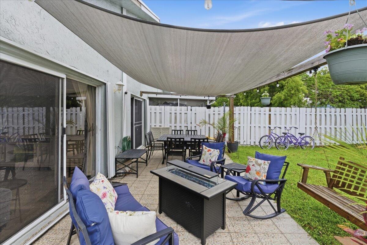 970 SW 111th Way — photo 10
